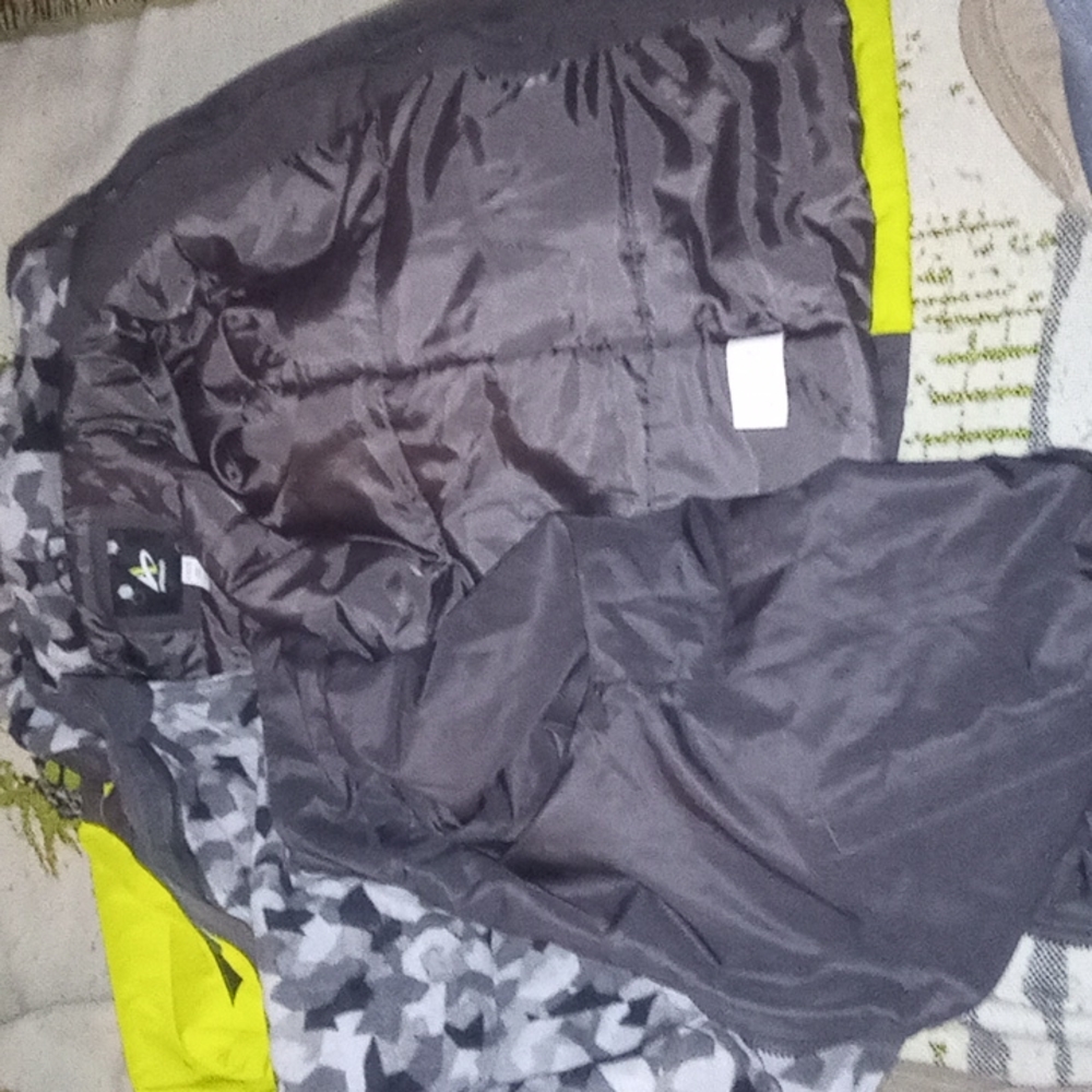 Coat - Picture 3 of 3